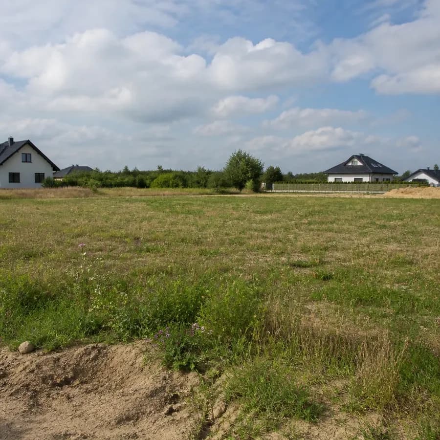 Gmina sprzedaje działkę w Chobaninie. Przetarg na teren pod zabudowę